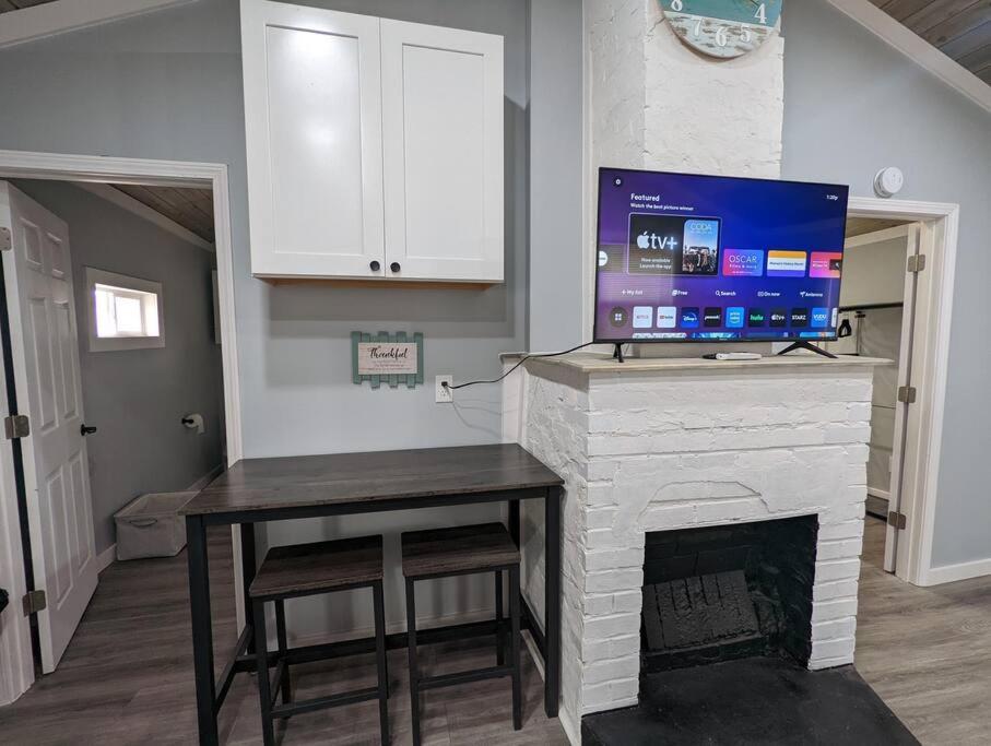 Summerlee Suite - Beautiful Remodeled Farmhouse Oak Hill Esterno foto