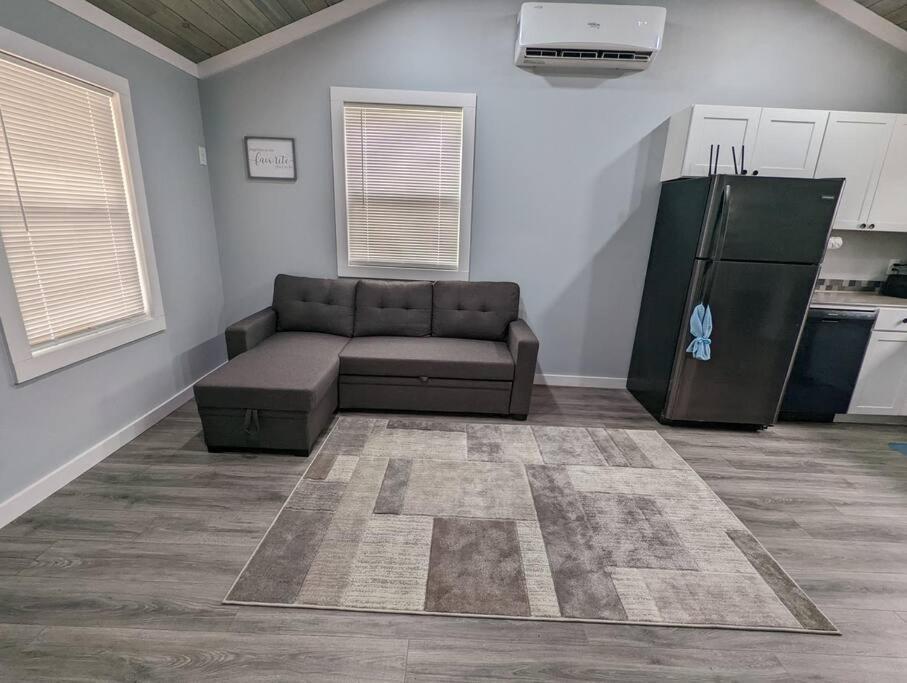 Summerlee Suite - Beautiful Remodeled Farmhouse Oak Hill Esterno foto